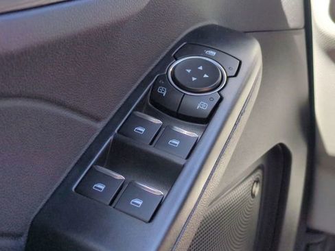 Used 2025 Ford Escape SE w/ PHEV Premium Package FWD image 25