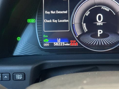 Certified 2020 Lexus ES 300h w/ Premium Package FWD image 34