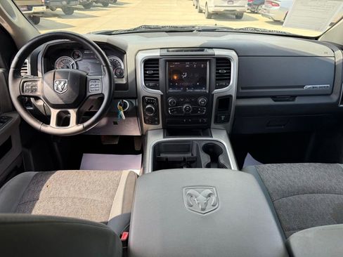 Used 2018 RAM 1500 Big Horn AWD/4WD image 38
