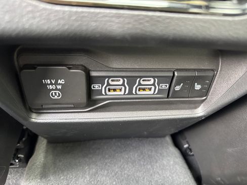 Used 2025 Jeep Grand Cherokee Limited 4xe w/ MOPAR Finishing Package image 47