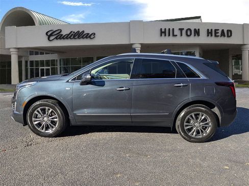 Used 2021 Cadillac XT5 Premium Luxury w/ LPO, Floor Liner Package image 3