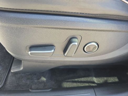 Used 2023 Hyundai Palisade SEL image 25