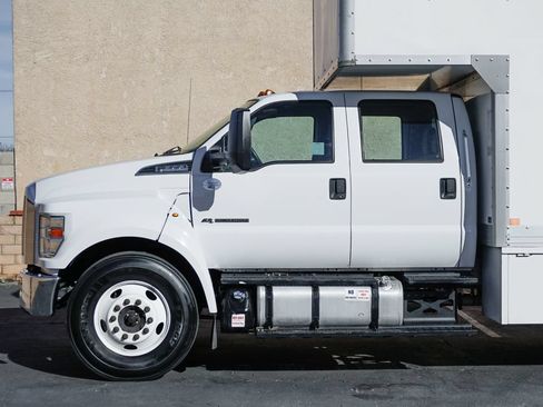 Used 2016 Ford F650 2WD Crew Cab Super Duty image 50