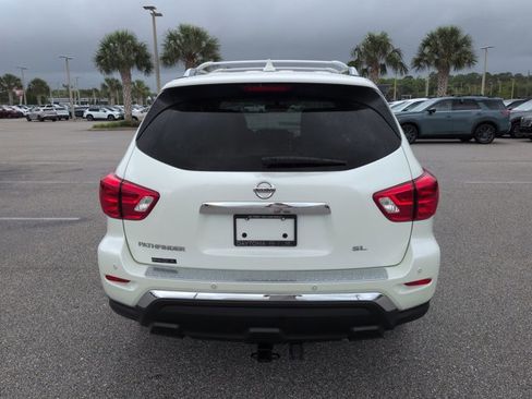 Used 2020 Nissan Pathfinder SL FWD image 6