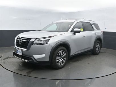 Certified 2022 Nissan Pathfinder SL