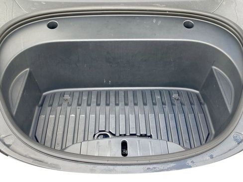 Used 2020 Tesla Model 3 Standard Range Plus image 11