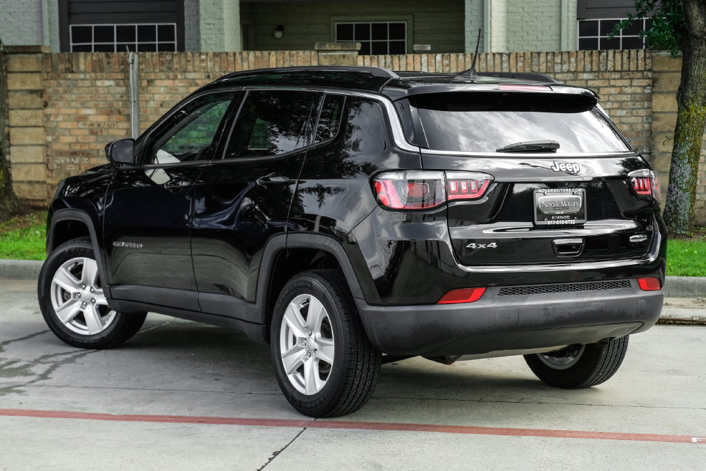 Used 2022 Jeep Compass Latitude AWD/4WD image 19