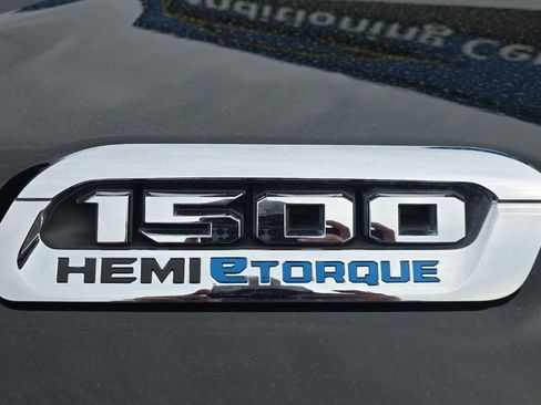 Used 2022 RAM 1500 Limited w/ Body Color Bumper Group AWD/4WD image 14