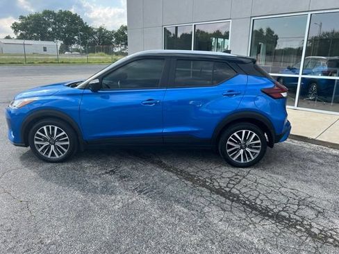 Used 2023 Nissan Kicks SV FWD image 8