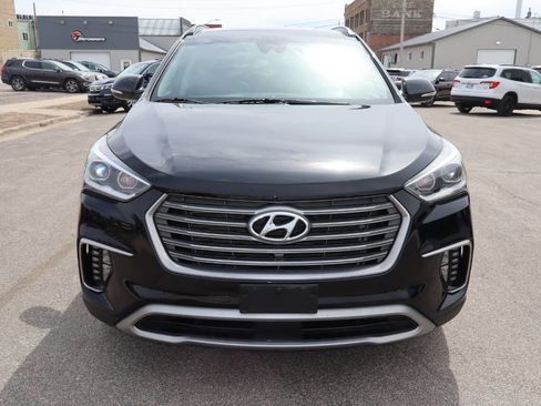 Used 2017 Hyundai Santa Fe Limited image 12