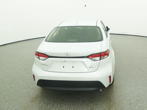 New 2026 Toyota Corolla LE image 32