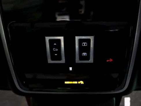 Used 2019 Land Rover Range Rover Supercharged image 30