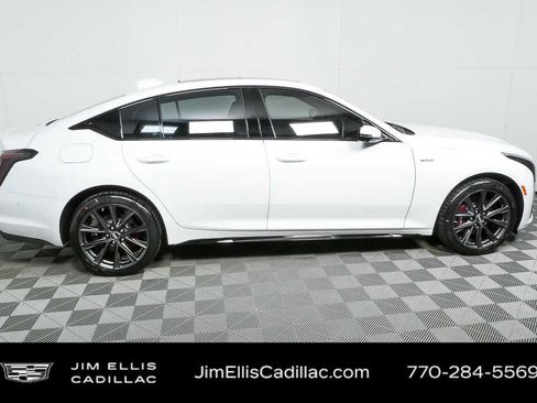 New 2026 Cadillac CT5 V image 2