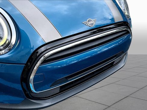 Used 2022 MINI Cooper 2-Door Hardtop FWD image 28