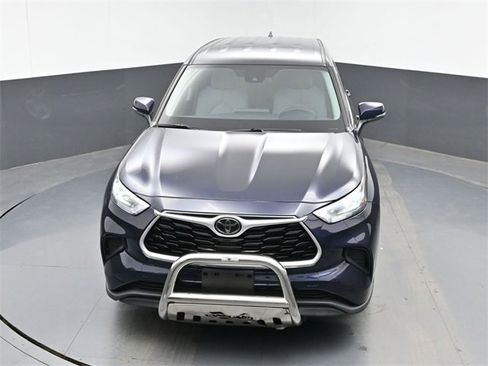 Used 2020 Toyota Highlander L image 14