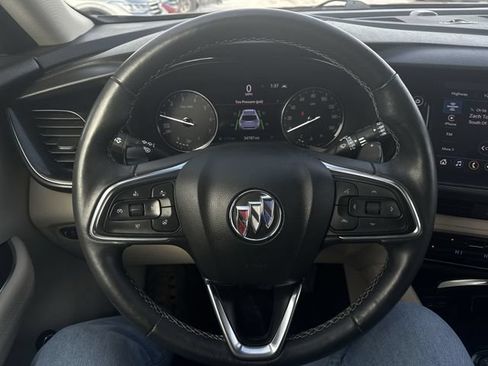 Used 2021 Buick Envision Essence FWD image 17