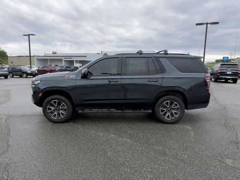 Certified 2022 Chevrolet Tahoe Z71 w/ Z71 Off-Road Package AWD/4WD image 10