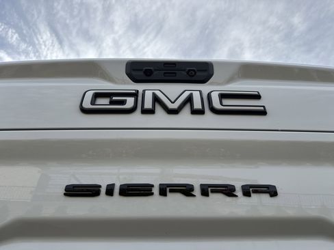 New 2026 GMC Sierra 2500 AT4 w/ AT4 Premium Plus Package image 39