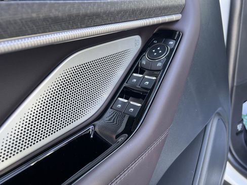 New 2026 Ford Explorer Platinum image 17