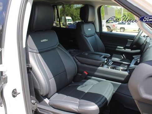 New 2027 Ford Expedition Platinum w/ Driver's Package RWD image 7