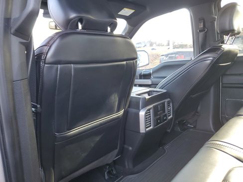 Used 2019 Ford F150 Platinum image 31