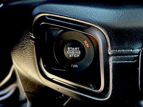 Used 2024 Jeep Wrangler Unlimited Rubicon image 20