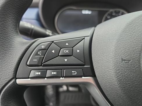 New 2025 Nissan Versa SV w/ Trunk Package image 16