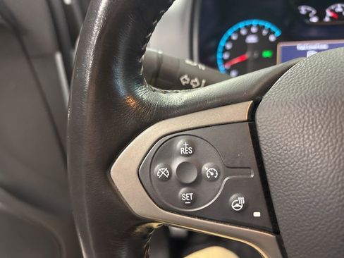 Used 2020 Chevrolet Colorado Z71 image 12