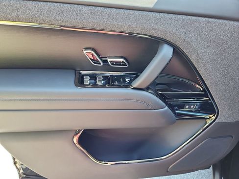 New 2025 Land Rover Range Rover Sport Autobiography image 24