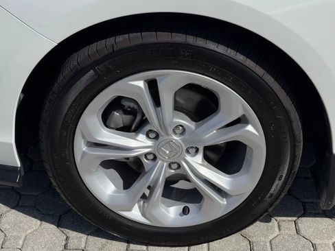 Used 2025 Honda Accord LX image 17