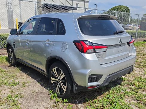Used 2023 Mitsubishi Outlander Sport ES AWD/4WD image 3