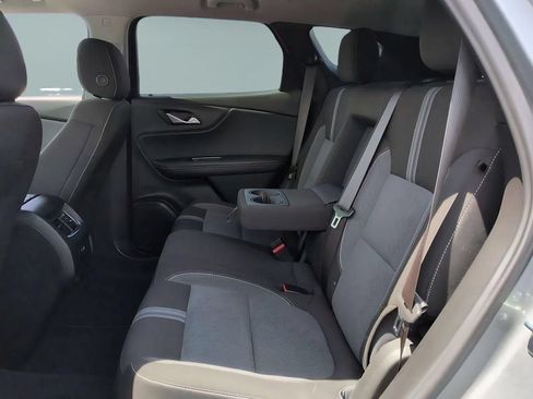 Used 2025 Chevrolet Blazer LT FWD image 26