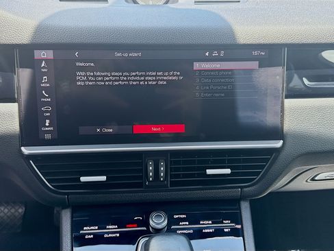 Used 2019 Porsche Cayenne AWD/4WD image 12