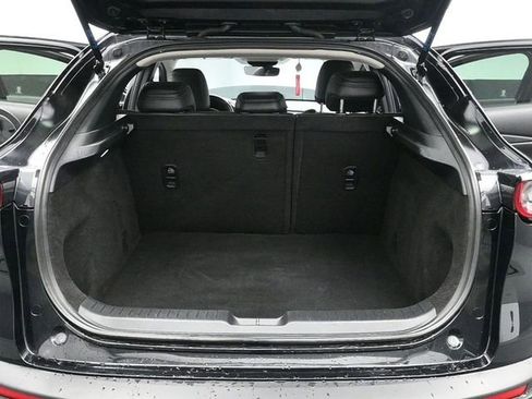 Used 2023 MAZDA CX-30 AWD 2.5 S w/ Select Package image 11