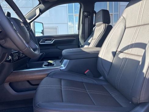 New 2026 Chevrolet Silverado 2500 High Country w/ High Country Premium Package image 11