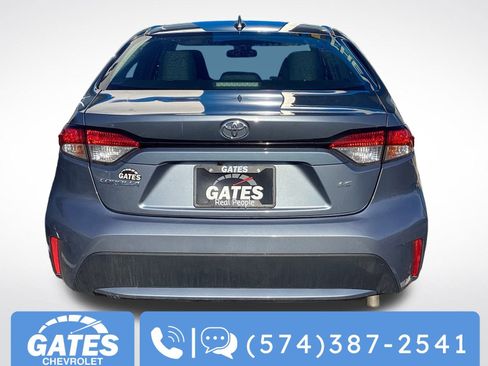 Used 2021 Toyota Corolla LE image 7