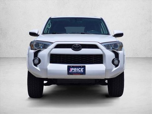 Used 2015 Toyota 4Runner SR5 RWD image 2