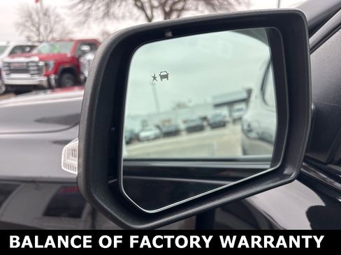 Used 2023 GMC Acadia SLE w/ Driver Convenience Package image 17