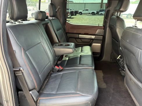 Used 2021 Ford F150 Lariat w/ Equipment Group 502A High AWD/4WD image 17