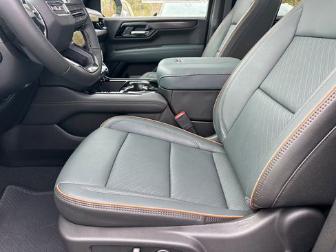 New 2026 GMC Yukon AT4 w/ AT4 Premium Plus Package image 10