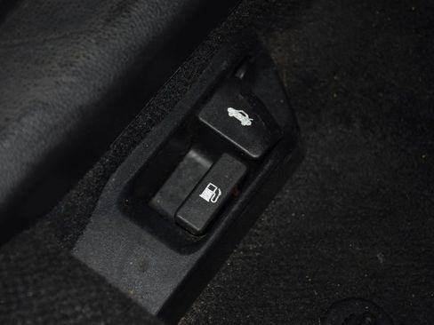 Used 2024 Toyota Corolla LE image 24