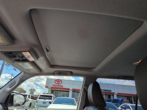 Certified 2023 Toyota 4Runner Limited AWD/4WD image 21