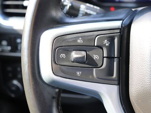Used 2024 Chevrolet Tahoe LT AWD/4WD image 35