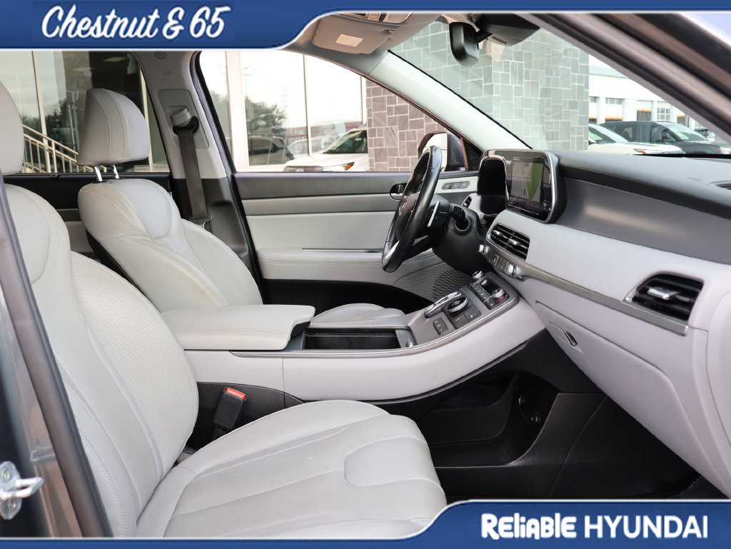 Used 2022 Hyundai Palisade SEL w/ Premium Package FWD image 9
