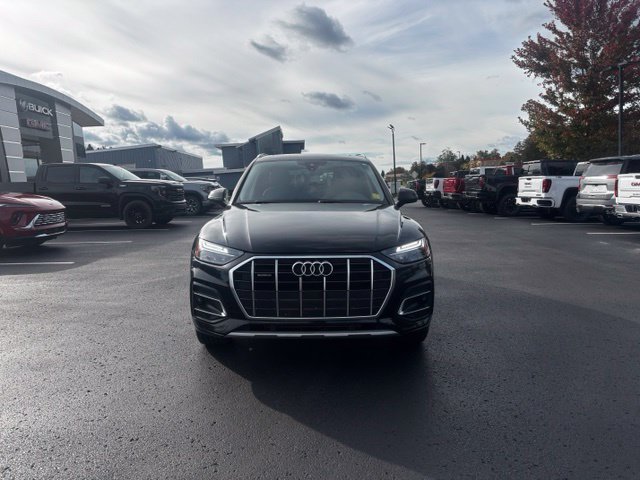 Used 2021 Audi Q5 2.0T Premium w/ Convenience Package AWD/4WD image 3