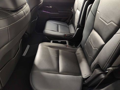 Used 2025 Lexus GX 550 w/ Accessory Package (2T) AWD/4WD image 48