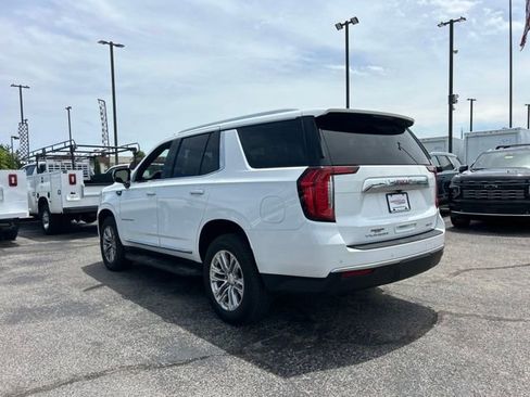 Used 2024 GMC Yukon SLT AWD/4WD image 5