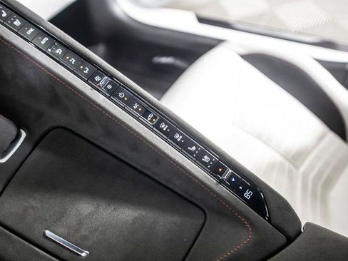 Used 2023 Chevrolet Corvette Stingray Premium Cpe w/ Z51 Performance Package image 28