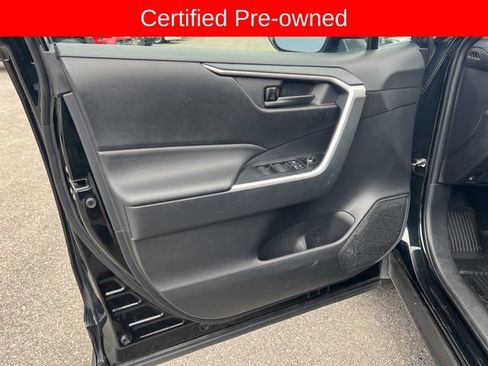 Certified 2025 Toyota RAV4 LE AWD/4WD image 10