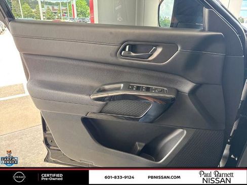 Certified 2024 Nissan Pathfinder S FWD image 21